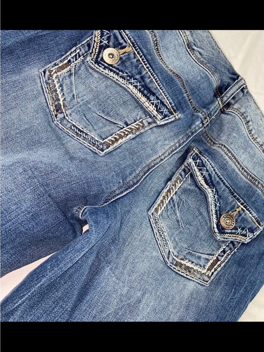 Jeans - Picture 9 of 12